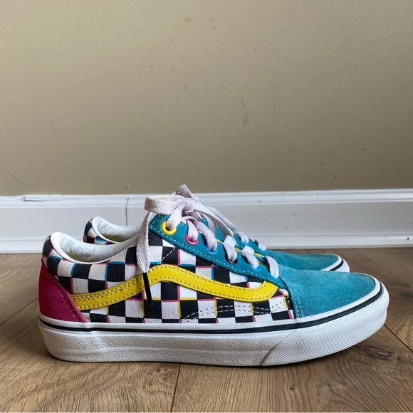 Vans Shoes - Vans Old Skool Crazy Checks Multi Shoes Women’s Size 7 Men’s Size 5.5